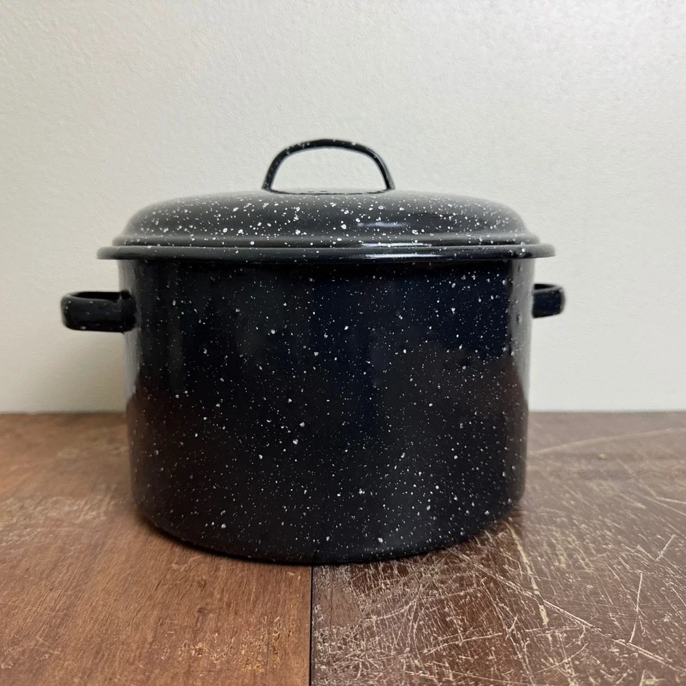 Vintage Black White Speckled Enamel Granite Ware Stock‎ Pot with lid